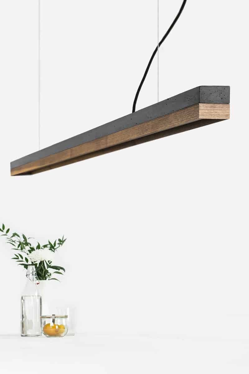 GantLights Langbordspendel i beton og valnød Mørk beton W182cm x H8cm x D8cm Varm hvid (2700K)